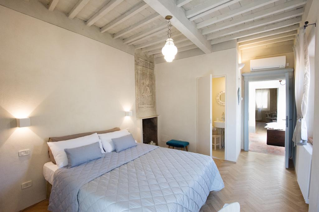 Il Piccolo Cavour Charming House B&B Ареццо Экстерьер фото
